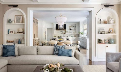 Compact Wall-Mounted Storage: Maximize Space and Organization